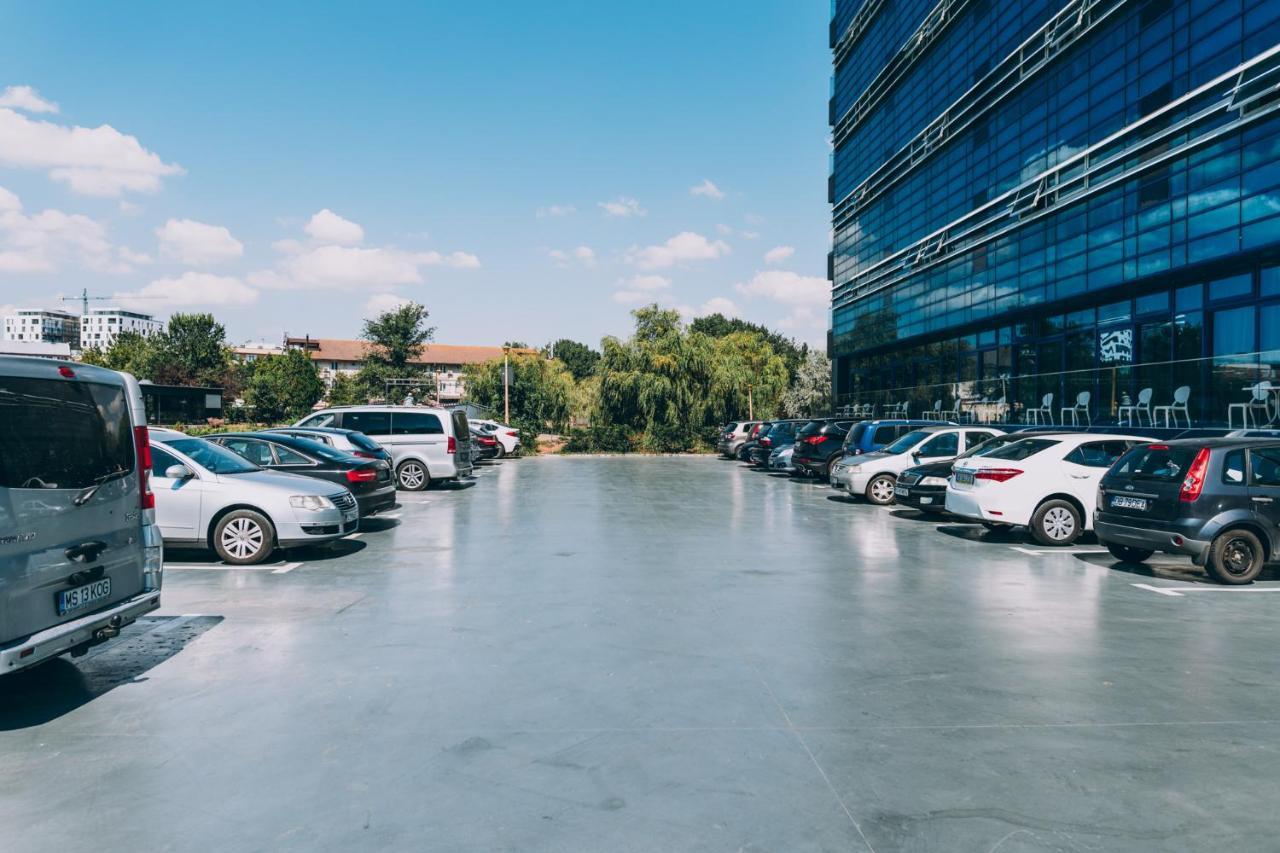 Ramada Constanta Hotel Exterior foto