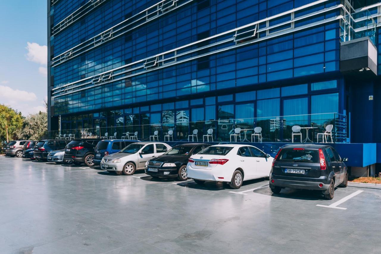 Ramada Constanta Hotel Exterior foto