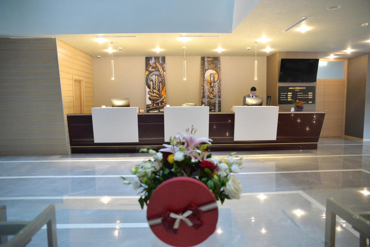 Ramada Constanta Hotel Exterior foto